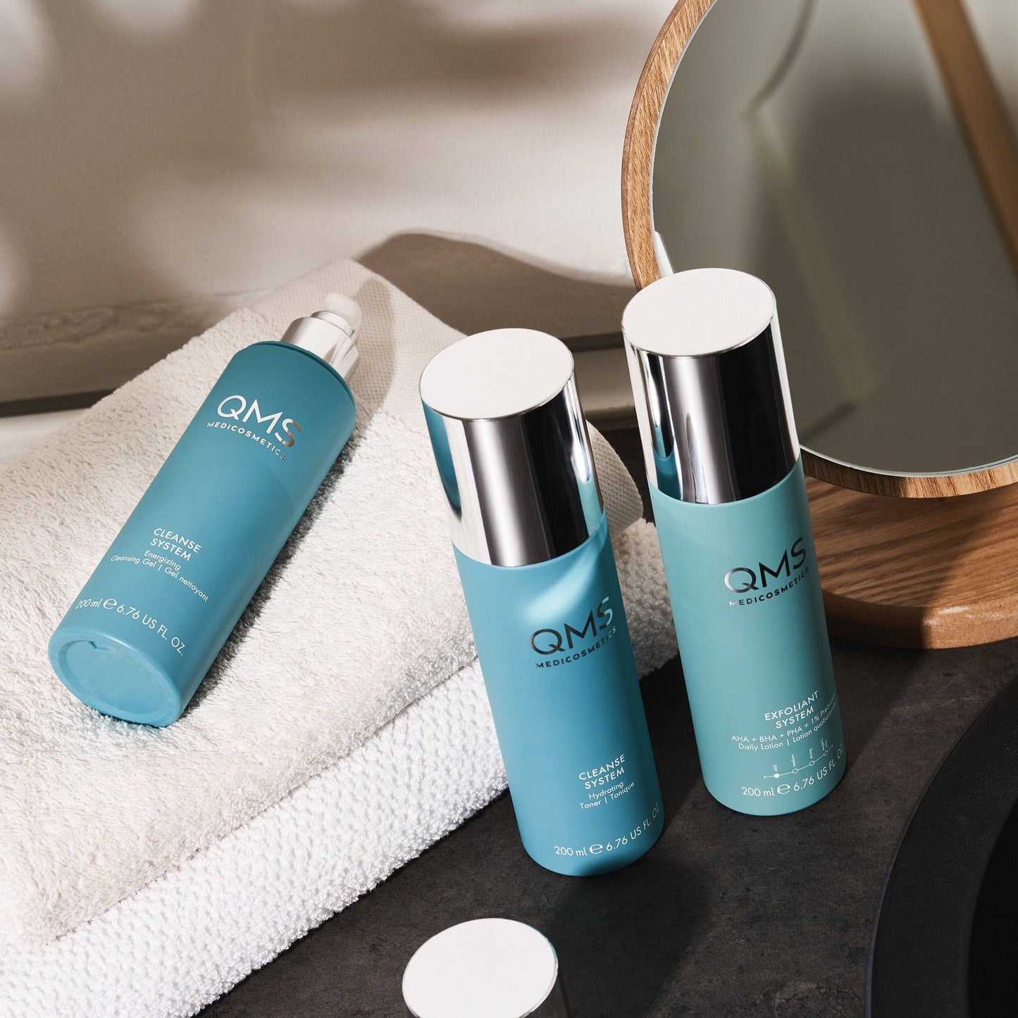 Energizing Cleansing Gel - QMS Medicosmetics